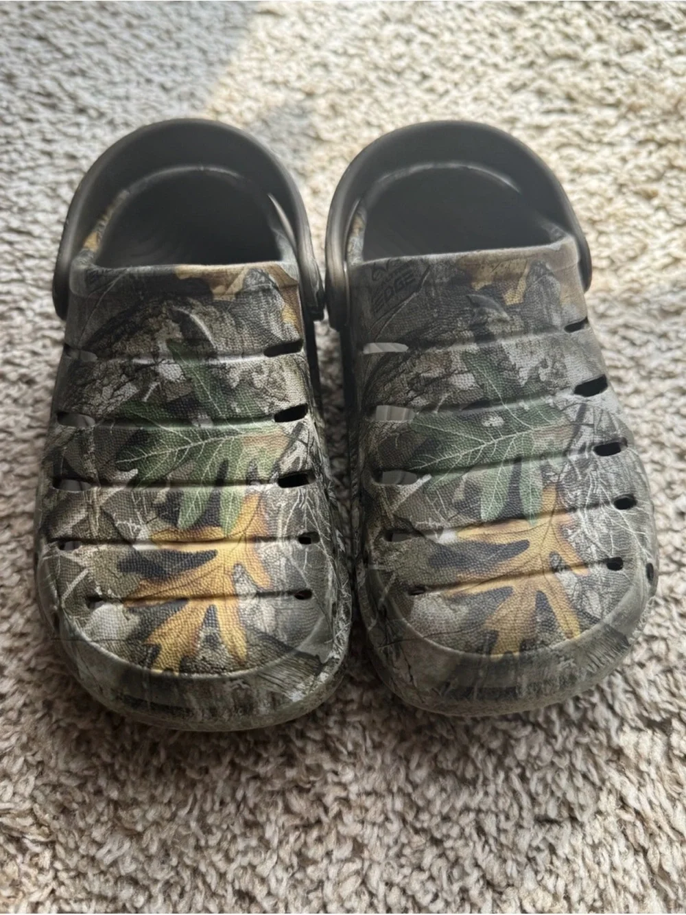 Rugged Shark Toddler Camo Clogs Size 8 Waterproof Slip-On Shoes